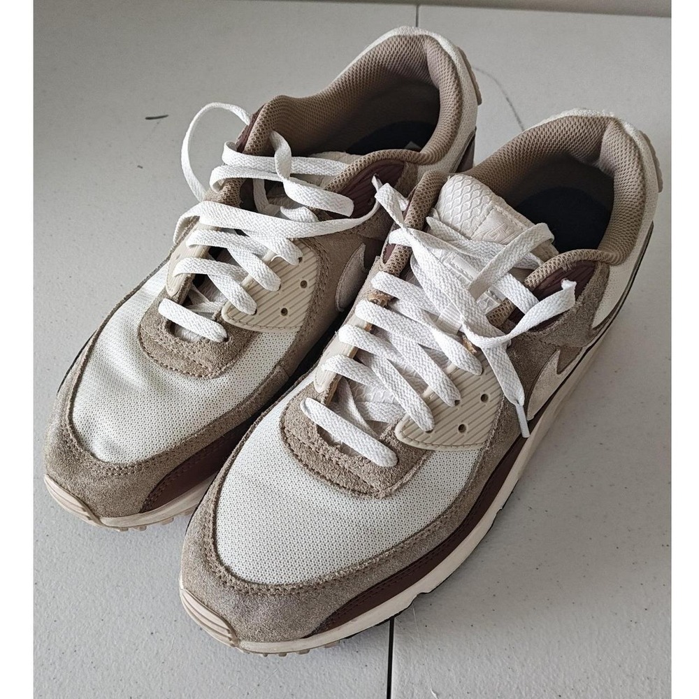 Nike Air Max 90 Mens Sneakers Brown Tan Cream size 11.5 Low Top Shoes